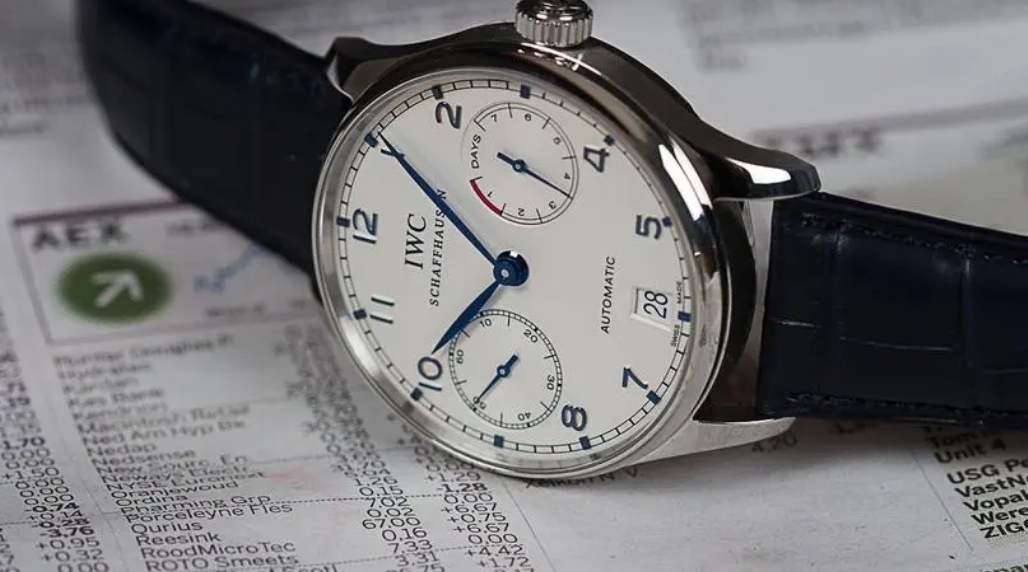 <b>萬國手表表殼凹陷怎么辦？（表殼凹陷故障維修）</b>